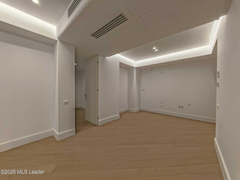 Cortina 126, aproape de scoli internationale stil de viata premium